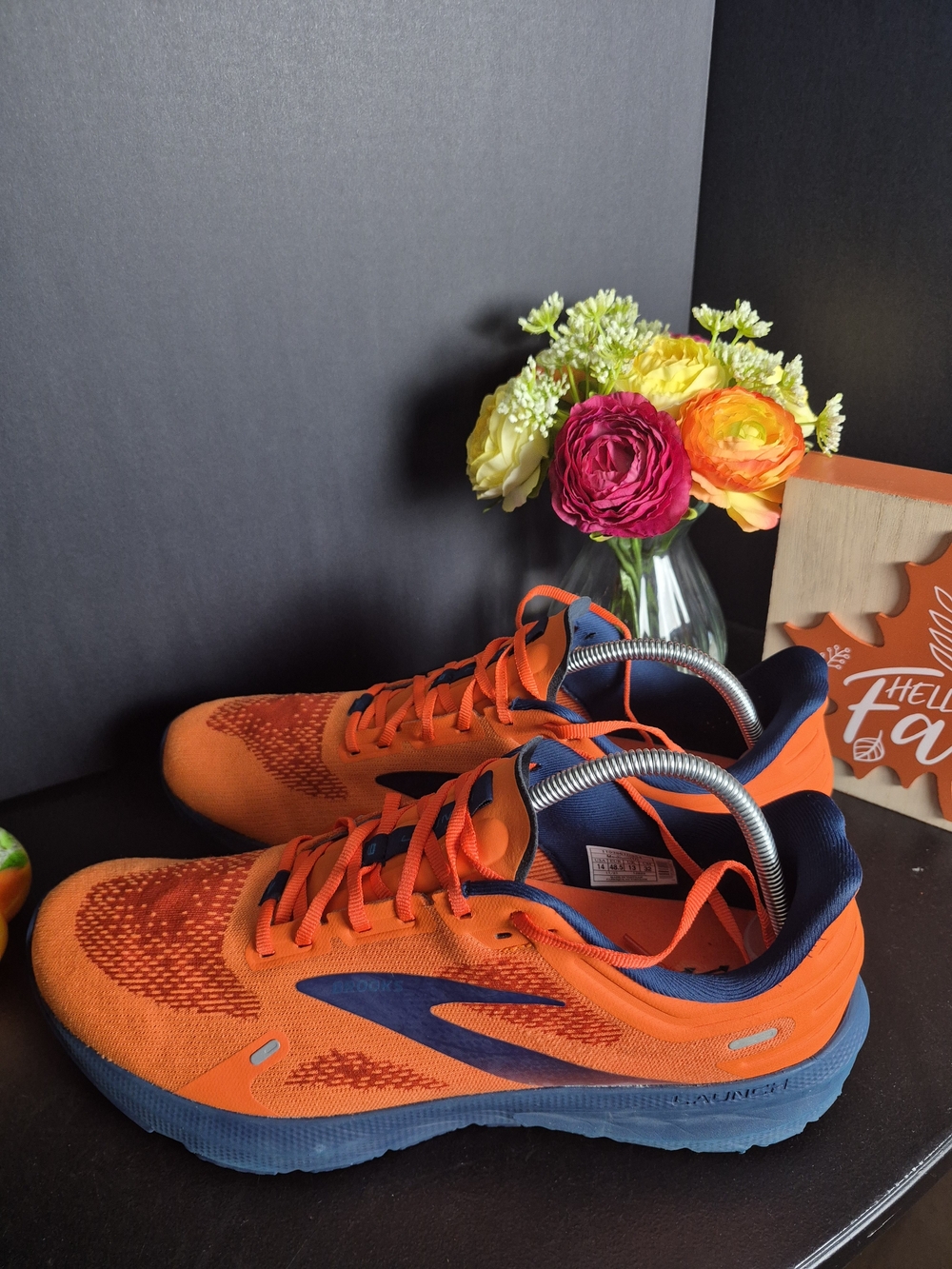 Brooks Mens GTS 9 Orange and Navy Lightweight Running Shoes.Size 14